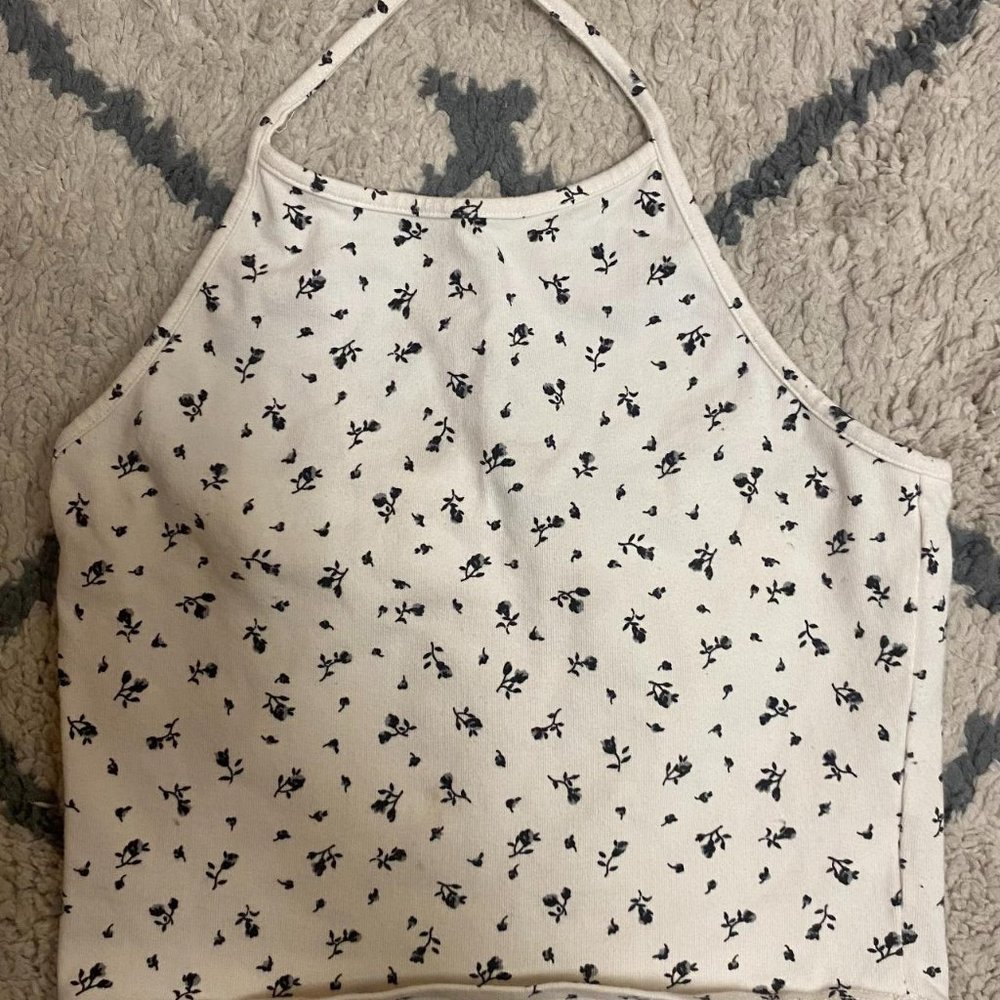 Brandy Melville Halter Top one-size
